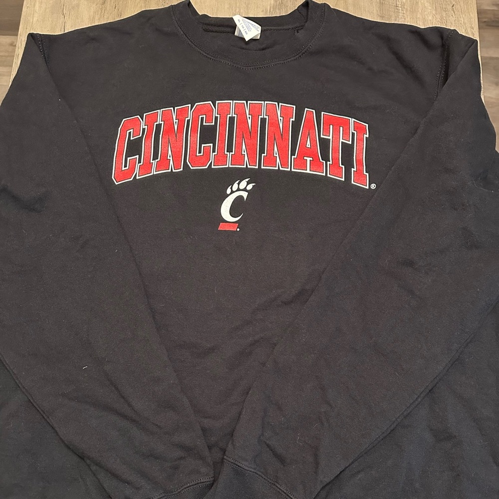 Cincinnati crewneck